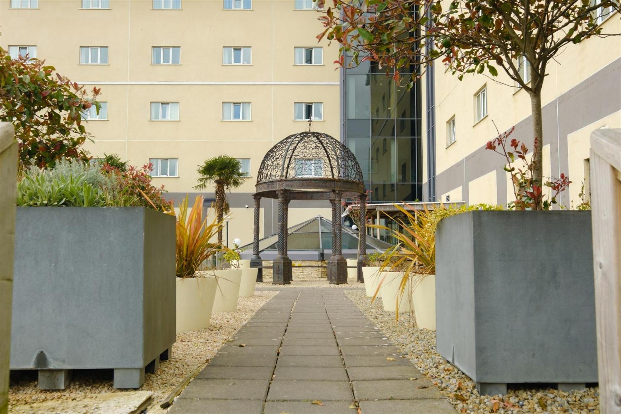 فندق كارلوفي  تالبوت هوتل المظهر الخارجي الصورة